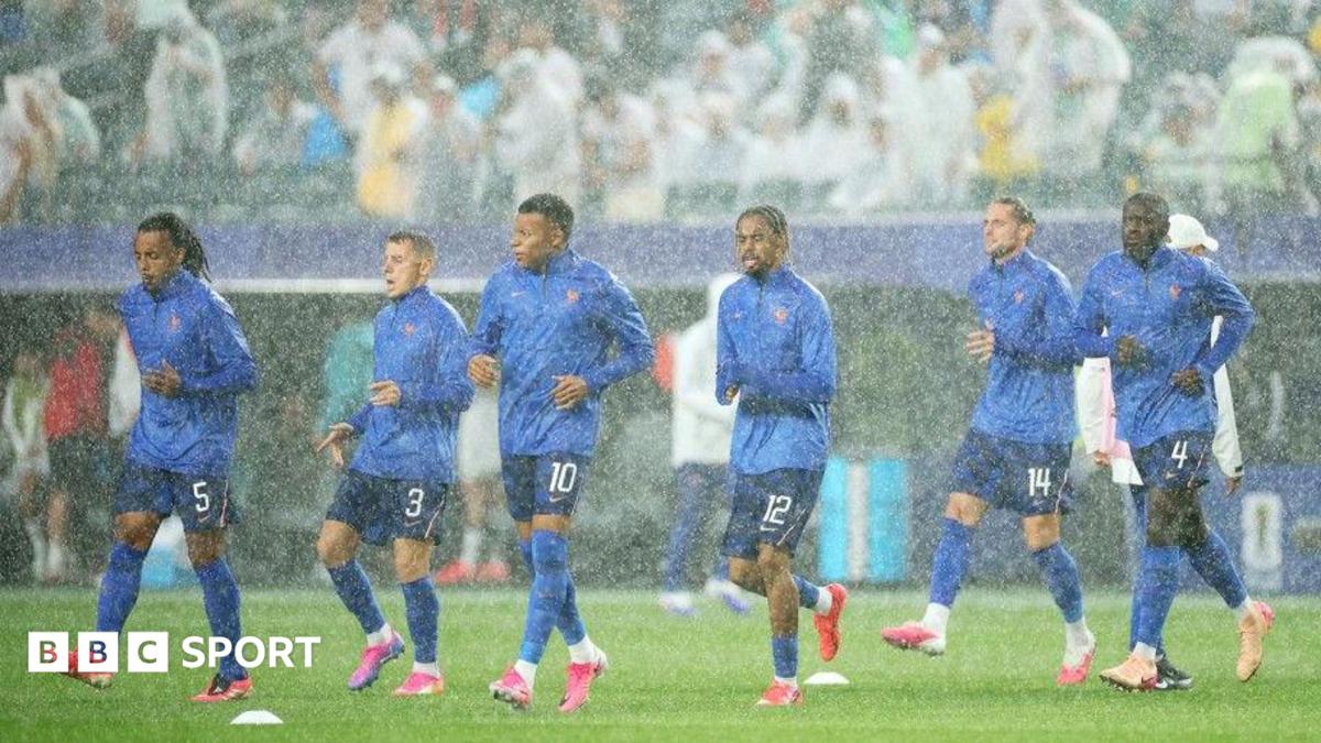 France-Irak à la Coupe du Monde : deux heures d'interruption météo avant le coup d'envoi